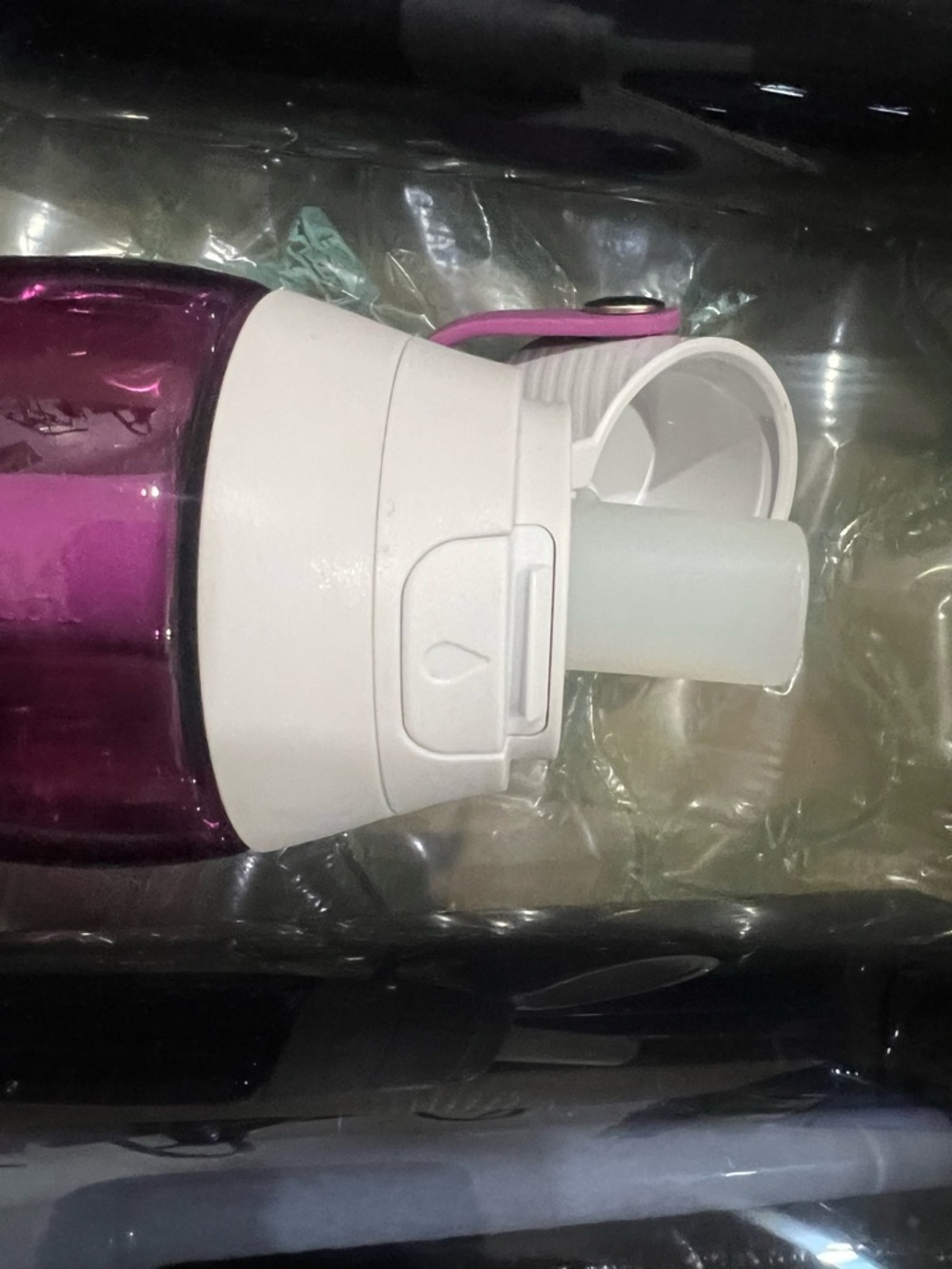 4 Brita Water Bottles - Picture 6 of 8